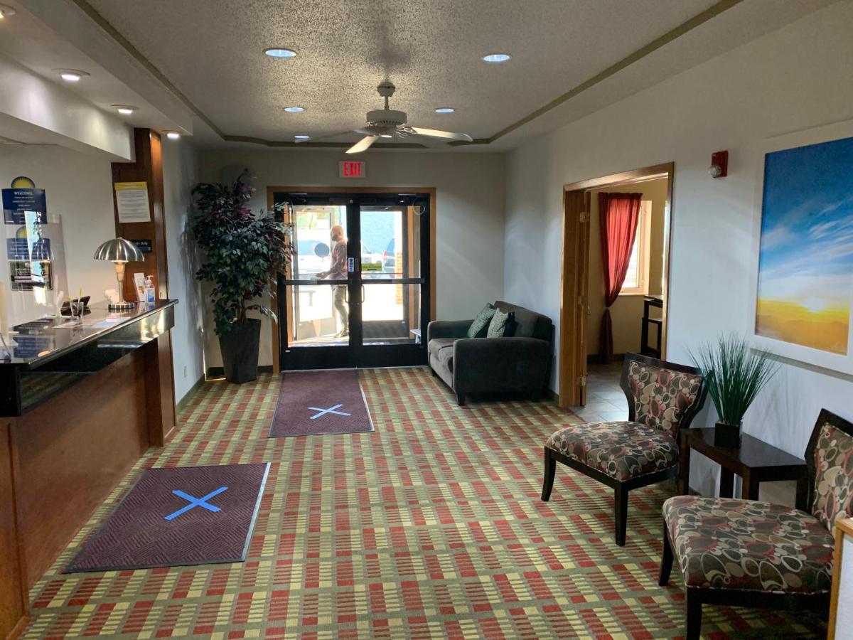 Days Inn By Wyndham Ottumwa Exteriér fotografie